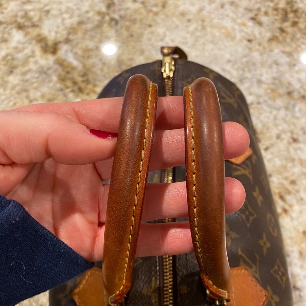 Louis Vuitton Speedy